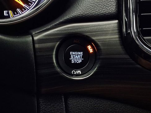 Used 2021 Jeep Grand Cherokee Laredo X RWD image 17