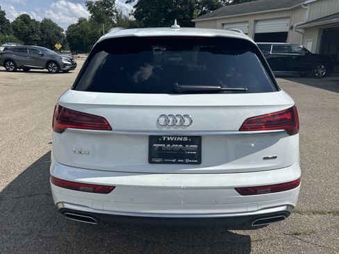 Used 2023 Audi Q5 e Premium Plus w/ Premium Plus Package AWD/4WD image 4