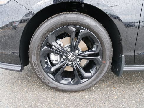 New 2025 Honda Accord SE image 13