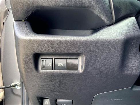 Certified 2025 Toyota RAV4 XLE AWD/4WD image 33