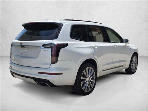 Used 2020 Cadillac XT6 Sport w/ Platinum Package AWD/4WD image 5