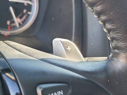 Used 2018 Honda Pilot Touring image 38