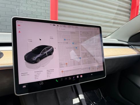 Used 2023 Tesla Model 3 Standard Range RWD image 26