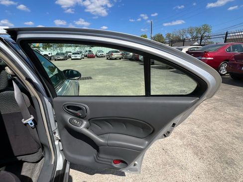 Used 2003 Pontiac Grand Am SE FWD image 25