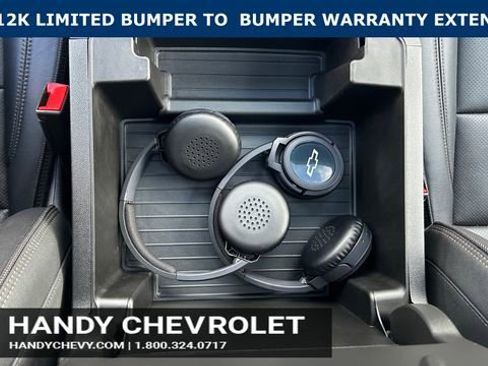 Certified 2025 Chevrolet Suburban High Country AWD/4WD image 33