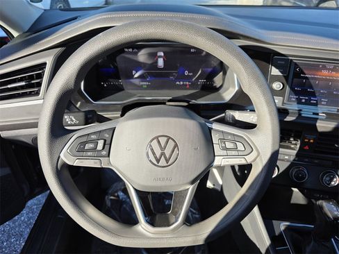 Used 2023 Volkswagen Jetta S image 17