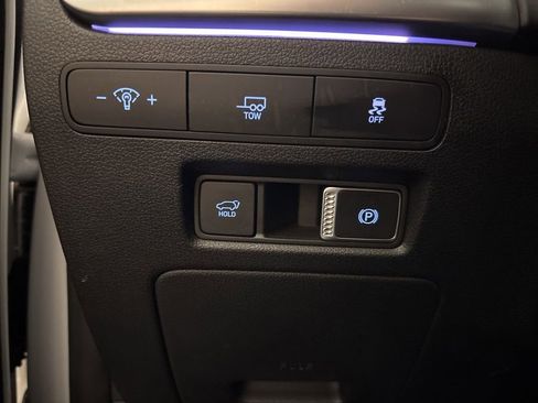 Used 2025 Hyundai Palisade Calligraphy image 16