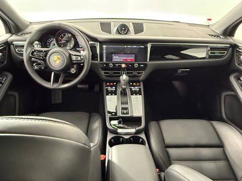 Certified 2026 Porsche Macan Turbo AWD/4WD image 16