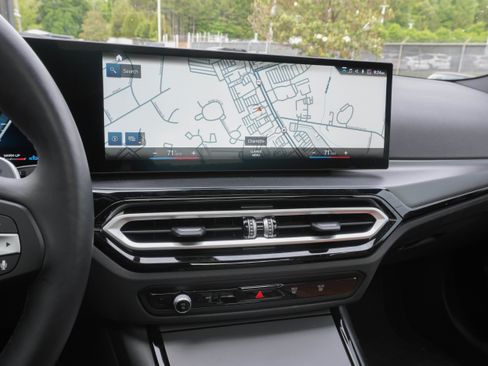 Used 2024 BMW 230i Coupe w/ Premium Package RWD image 18
