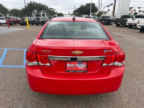 Used 2016 Chevrolet Cruze LS FWD image 5