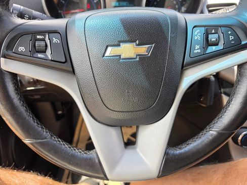 Used 2014 Chevrolet Cruze LT FWD image 10