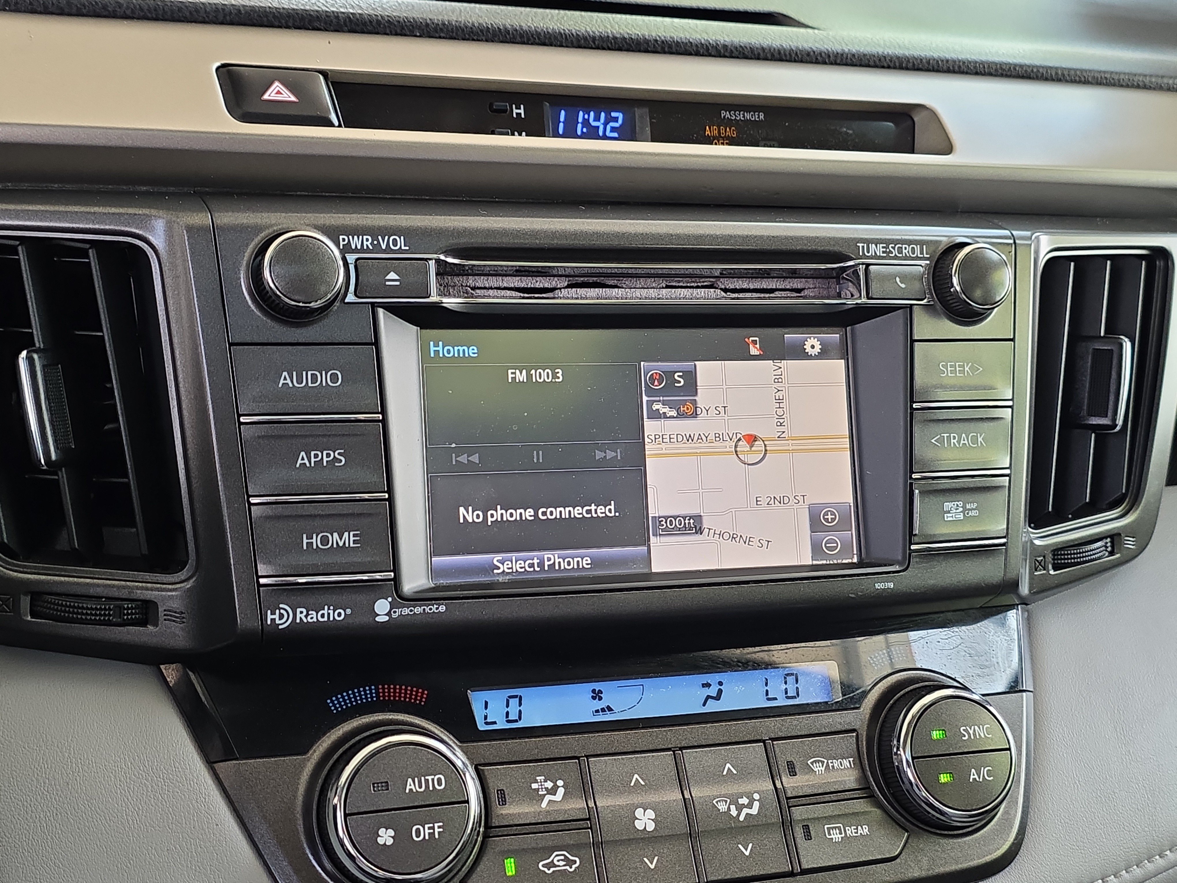 Used 2014 Toyota RAV4 XLE FWD image 17