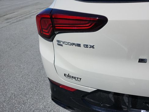 New 2026 Buick Encore GX Sport Touring image 4