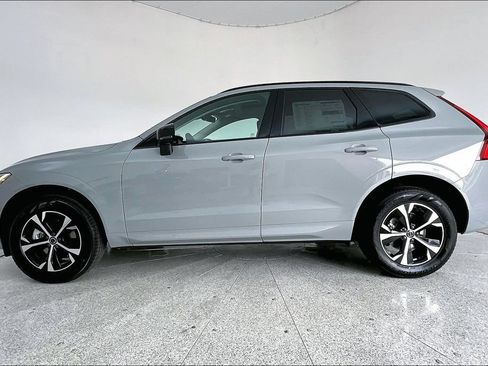New 2026 Volvo XC60 B5 Core AWD/4WD image 8