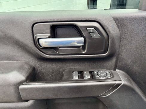 Used 2020 Chevrolet Silverado 2500 Custom w/ Custom Value Package AWD/4WD image 36