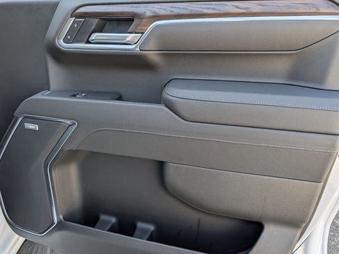 New 2026 GMC Sierra 1500 SLT image 33