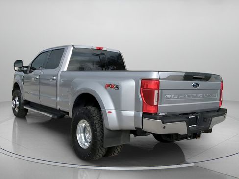 Certified 2022 Ford F350 Lariat w/ Lariat Ultimate Package image 20