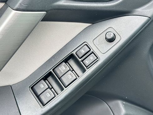 Used 2016 Subaru Forester 2.5i Premium w/ Popular Package #2 image 13