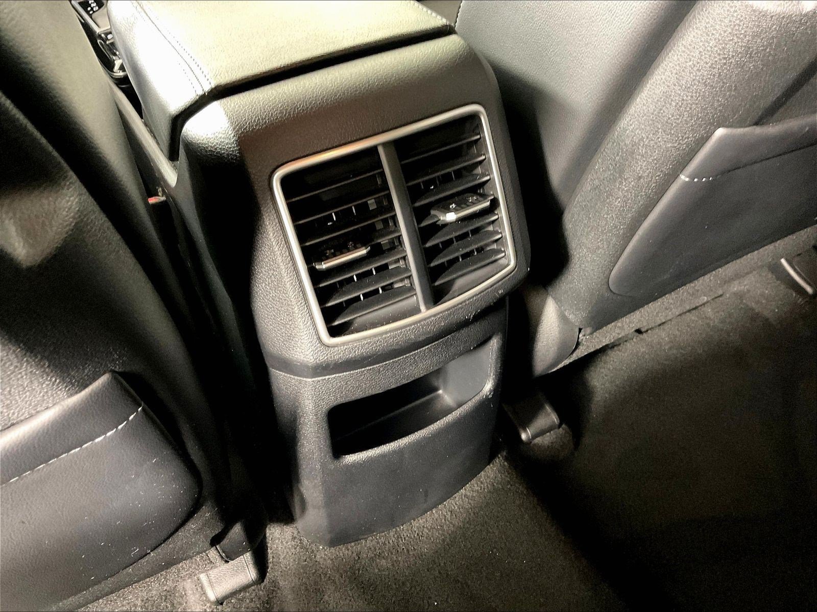 Used 2024 Kia Sportage EX FWD image 11