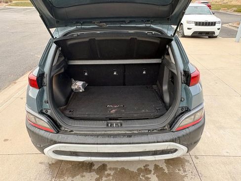 Used 2022 Hyundai Kona SEL w/ Convenience Package image 11