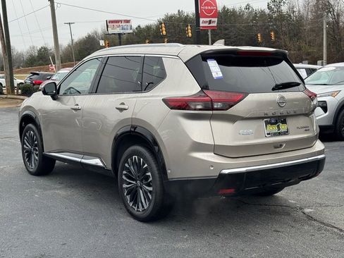 New 2026 Nissan Rogue Platinum w/ Platinum Premium Package AWD/4WD image 5