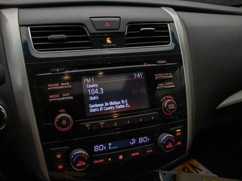 Used 2015 Nissan Altima 2.5 SV w/ Convenience Package image 29