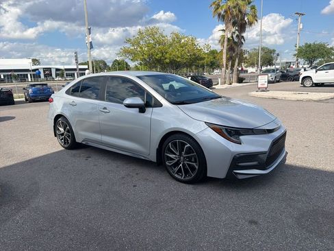 Used 2020 Toyota Corolla SE FWD image 3