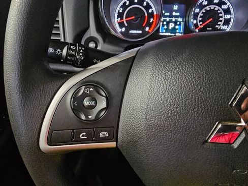 Used 2024 Mitsubishi Outlander Sport AWD image 32