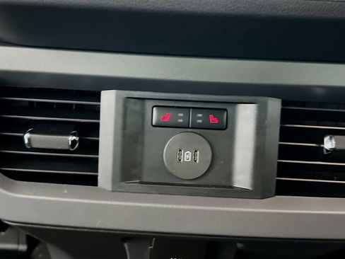 New 2026 Ford F350 Lariat w/ Black Appearance Package image 29