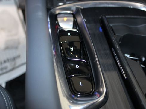 Used 2024 Buick Enclave Essence w/ Experience Buick Package image 44