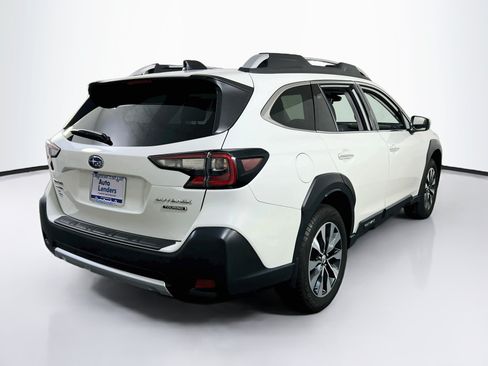 Used 2024 Subaru Outback Touring AWD/4WD image 5