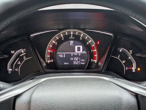 Used 2017 Honda Civic Sport image 11