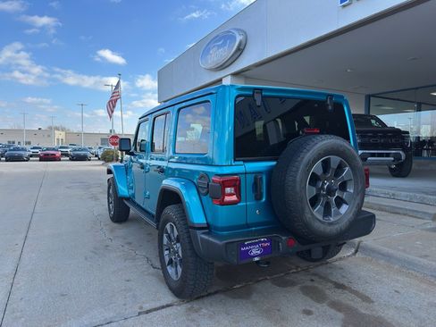 Used 2020 Jeep Wrangler Unlimited Sahara w/ Advanced Safety Group image 6