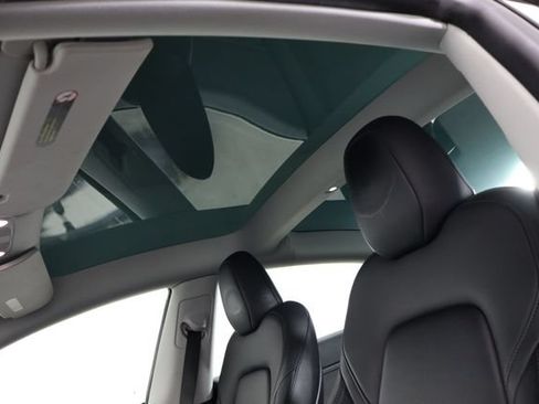 Used 2023 Tesla Model 3 Standard Range RWD image 16
