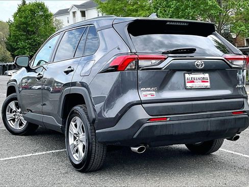 Used 2024 Toyota RAV4 XLE image 11