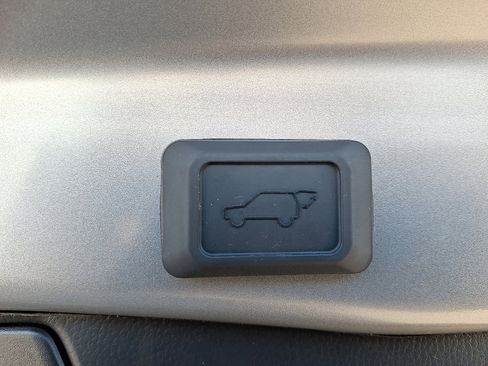 Certified 2025 Toyota RAV4 XLE Premium image 29