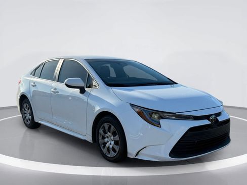 Used 2024 Toyota Corolla LE FWD image 7