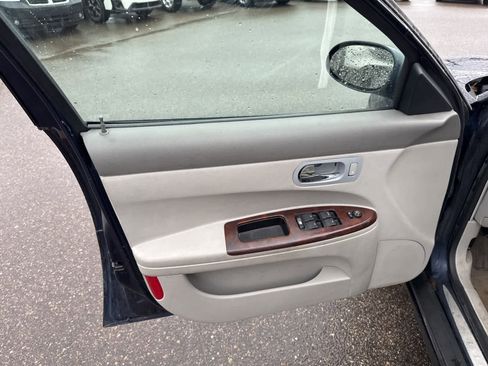 Used 2009 Buick LaCrosse CX image 14