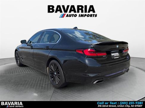 Used 2018 BMW 540i xDrive w/ Premium Package AWD/4WD image 3