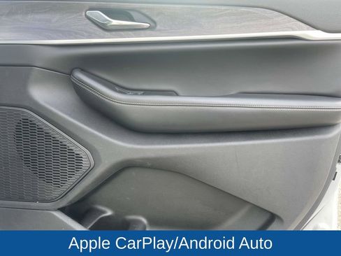 Certified 2024 Jeep Grand Cherokee L Limited w/ Luxury Tech Group II image 17