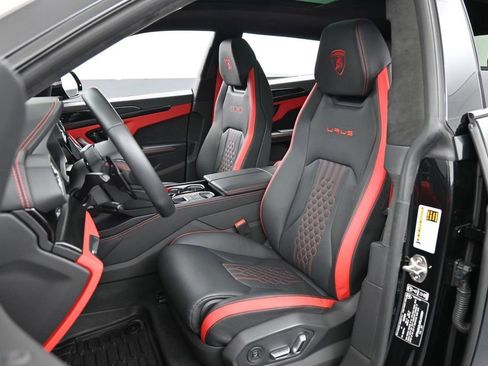 Used 2024 Lamborghini Urus S AWD/4WD image 5