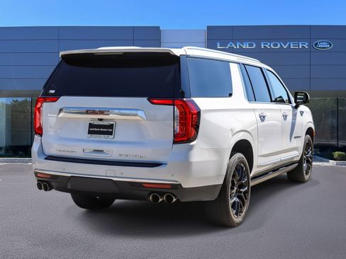 Used 2022 GMC Yukon XL Denali AWD/4WD image 4