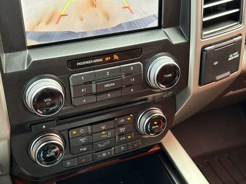 Used 2018 Ford F150 King Ranch AWD/4WD image 23