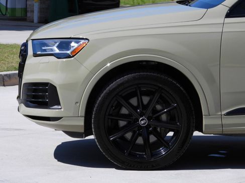 Used 2021 Audi Q7 3.0T Premium Plus AWD/4WD image 35