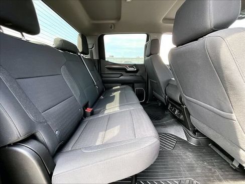 Used 2024 Chevrolet Silverado 1500 LT AWD/4WD image 16