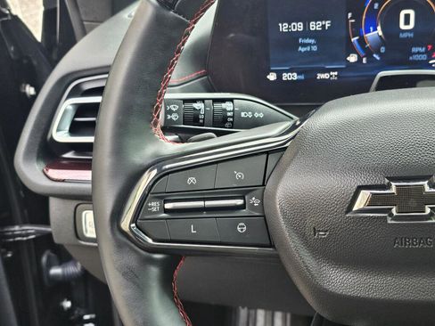 Used 2024 Chevrolet Traverse RS w/ LPO, Floor Liner Package image 32