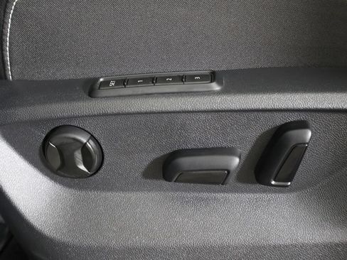Used 2026 Volkswagen Atlas SEL AWD/4WD image 38