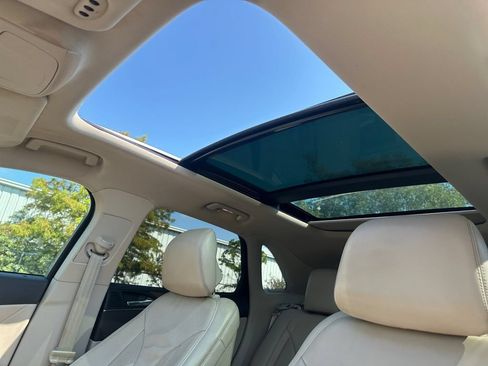 Used 2017 Lincoln MKC Select FWD image 23