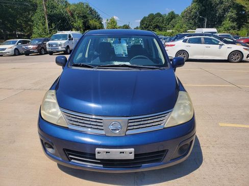 Used 2009 Nissan Versa 1.8 S w/ PWR Pkg FWD image 2