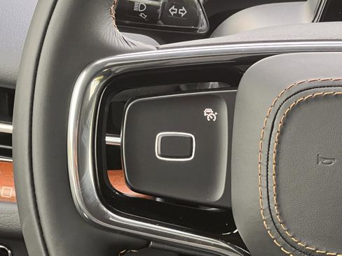 New 2025 Lincoln Navigator Black Label image 13